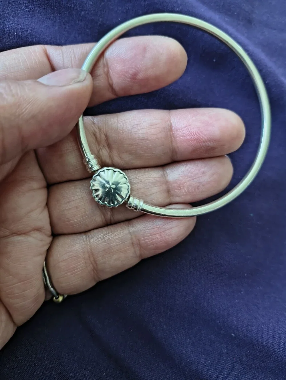Authentic Pandora Moments Sparkling Snowflake Crystal Center 925 Sterling Bangle